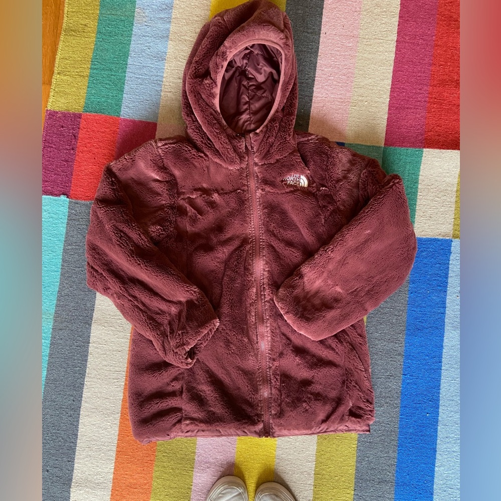 Teen girls XL north face reversible jacket!